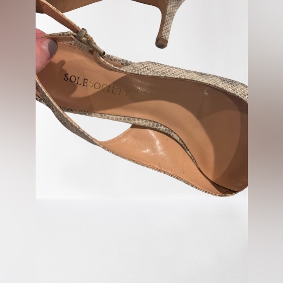 SOLE SOCIETY snakeskin sling backs. Size 6 - Picture 5 of 7